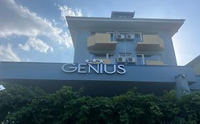 Genius Hotel 3*